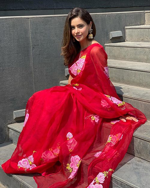 aamna 12 - Kasautii Zindagii Kay actress, Aamna Sharif, shows her style in both Indian and western outfits - see new photos.