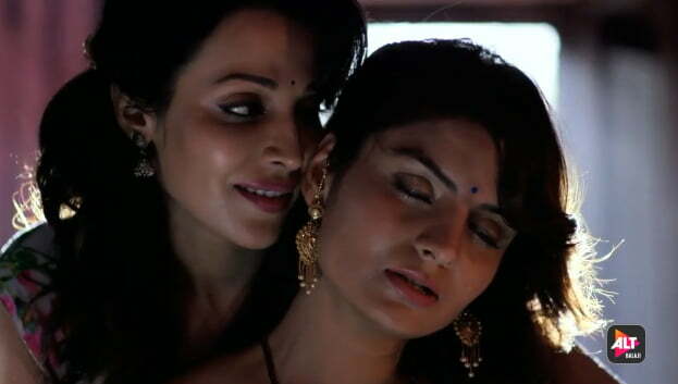 flora 14 - Flora Saini - All hot scenes. Actress from Gandii Baat, Dupur Thakurpo and Wanna Have a Good Time.