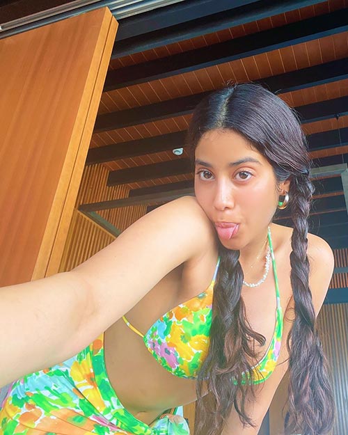janhvi 52 - Janhvi Kapoor in bikini is breaking the internet - see these latest hot photos as fans go crazy.
