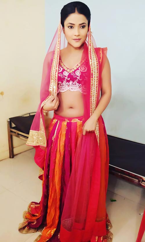 mahi 48 - 31 hot photos of Mahi Kamla - actress from Ullu App's Pinjara (Riti Riwaj), Pehredaar Piya Ki and more.