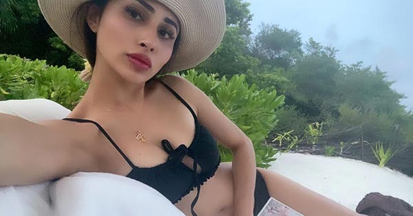 mouni roy in swimsuit sexy body hot indian actress 1 - Mouni Roy shares selfies in black bikini - see now.