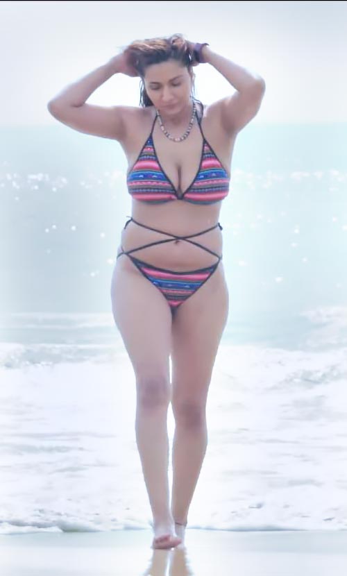 pooja joshi hot in bikini sexy body sarla bhabhi codename lumi fliz movies ...
