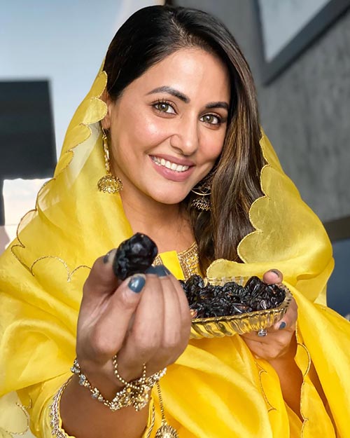 realhinakhan 173546893 460690098472682 8693052611602242042 n - Hina Khan in this beautiful yellow outfit wishes fans a Happy Ramadan - see (15+) photos.