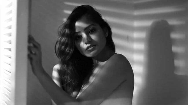 simran 7 - Simran Kaur topless video - Indian Internet sensation and bold model. Video shot by Tarun Singh.