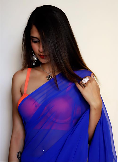taniya sharma blue saree with bra hot indian model 2 - 25 hot photos of Taniya Sharma - Hot Indian model.